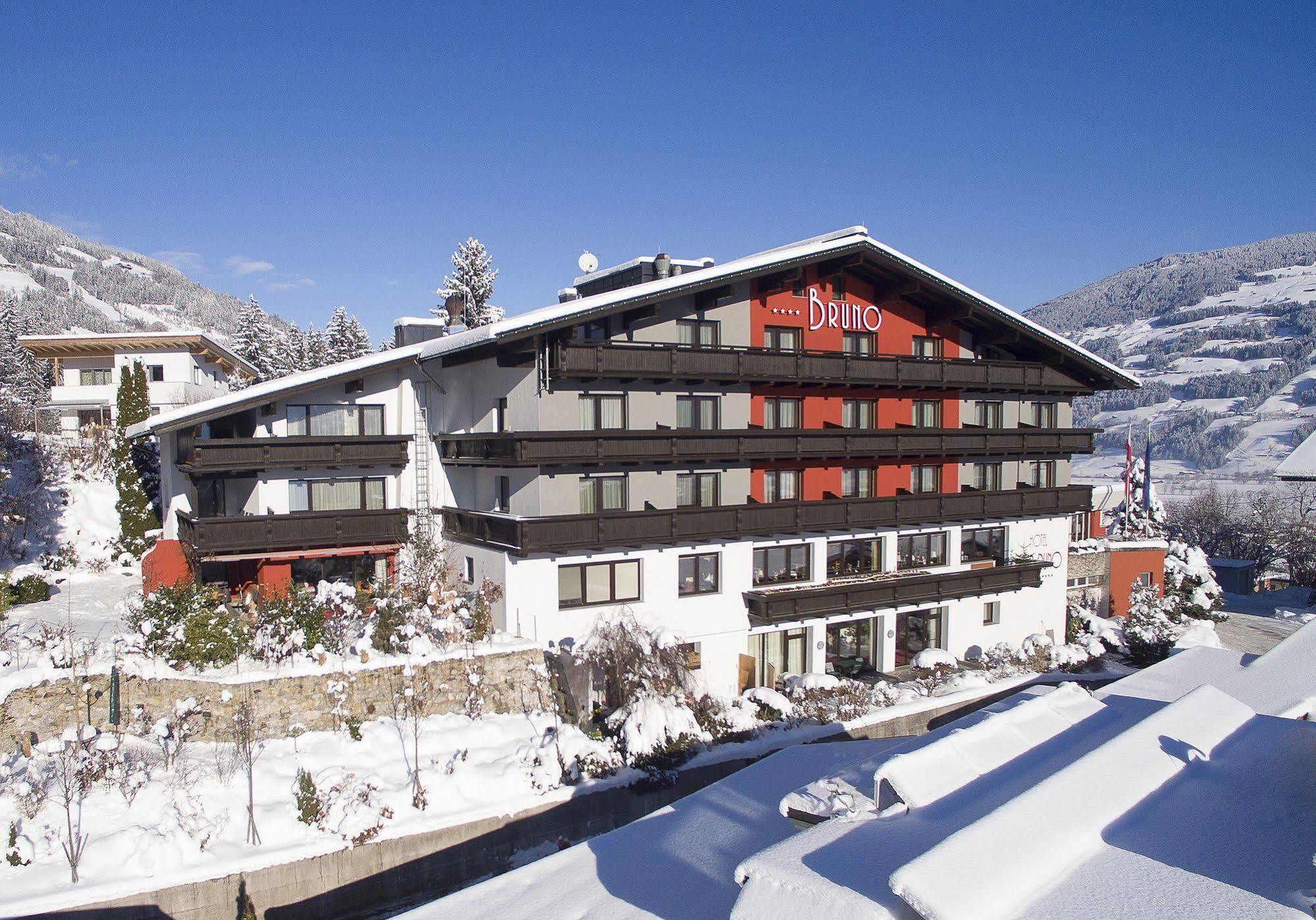 Hotel Bruno Fügen Exterior foto